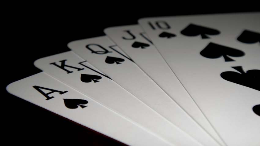 Beyond the Casino Navigating Online Poker